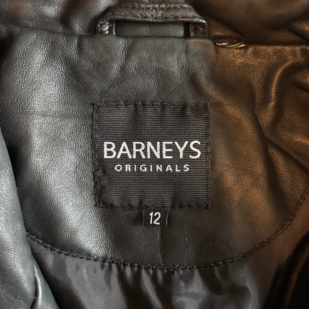 Barneys Original Women's Cropped Black Leather Biker Jacket - Picture 3 of 16